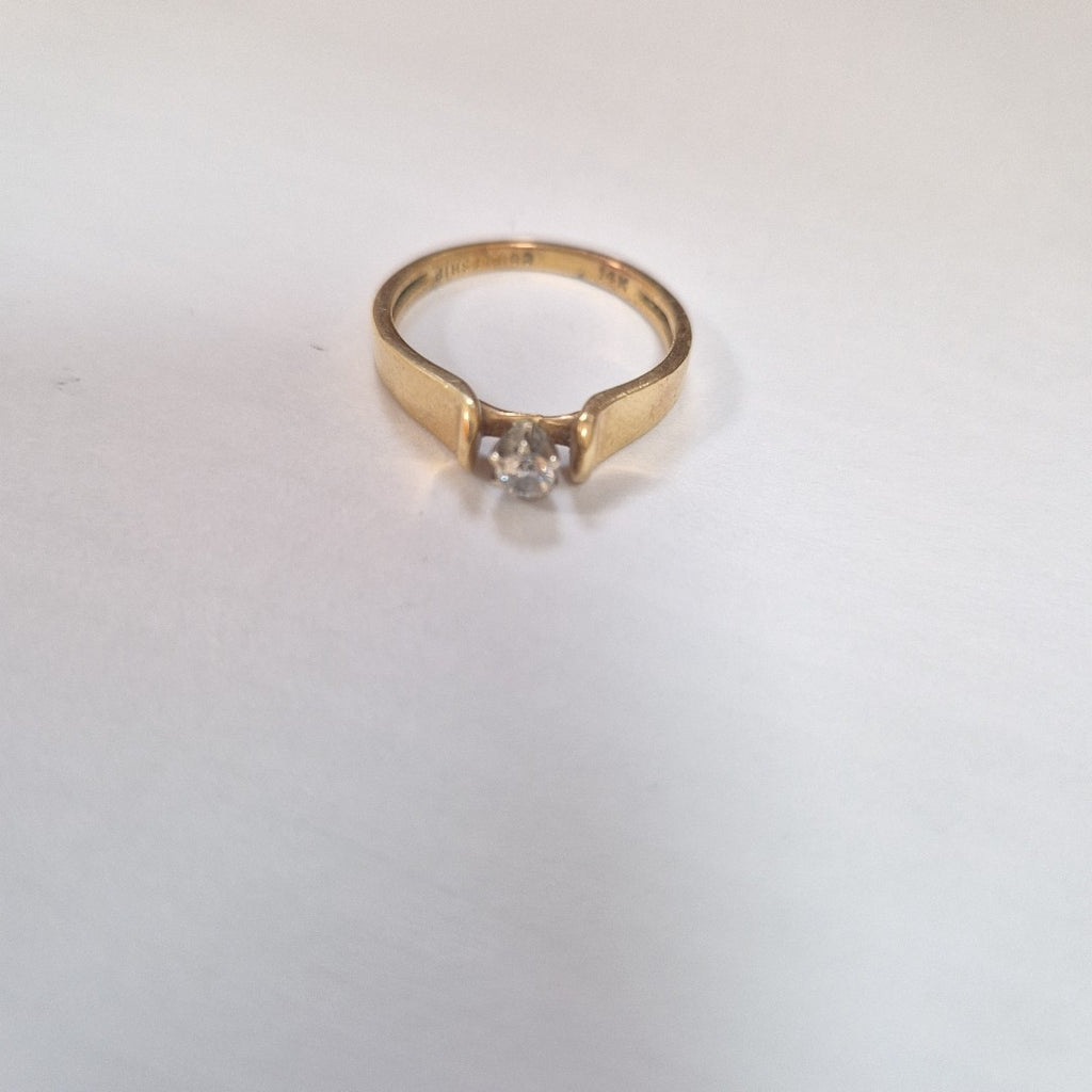 SOLITARIO ORO 10 K 2,60 GRMS (SEMINUEVO)