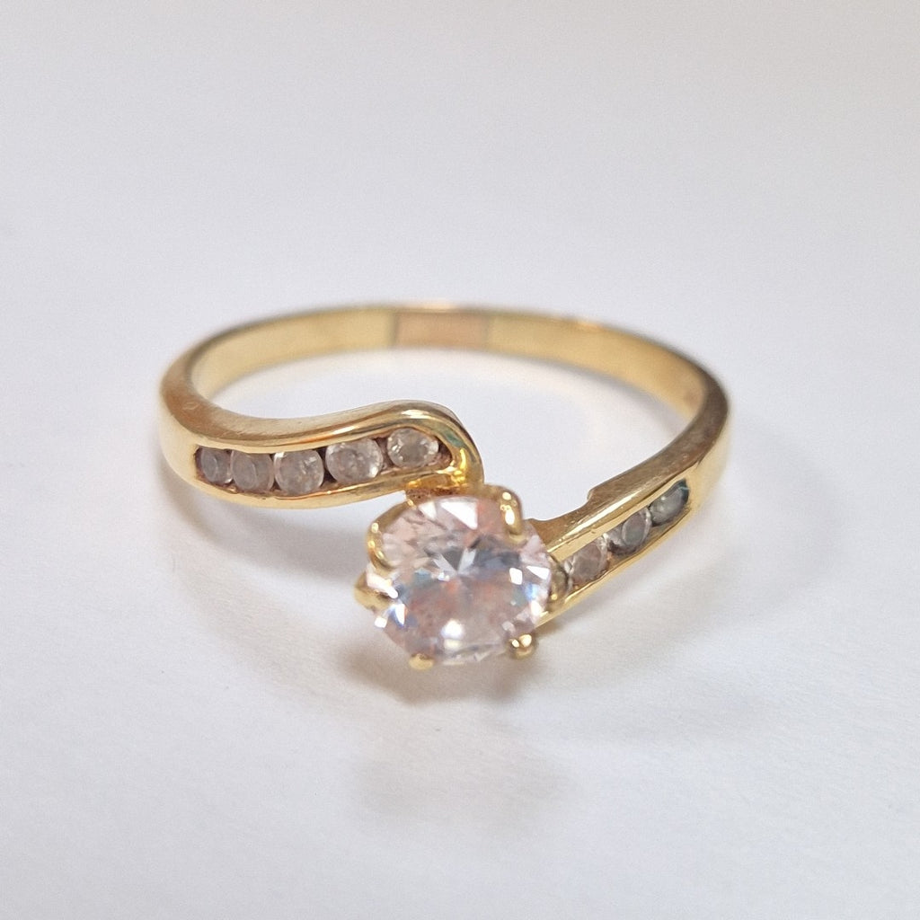 SOLITARIO ORO 14 K 3.4 GRMS (SEMINUEVO)