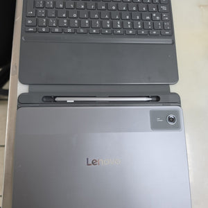 TABLETA LENOVO IDEATAB TB336FU (2025) 128 GB 8 GB RAM (SEMINUEVO)