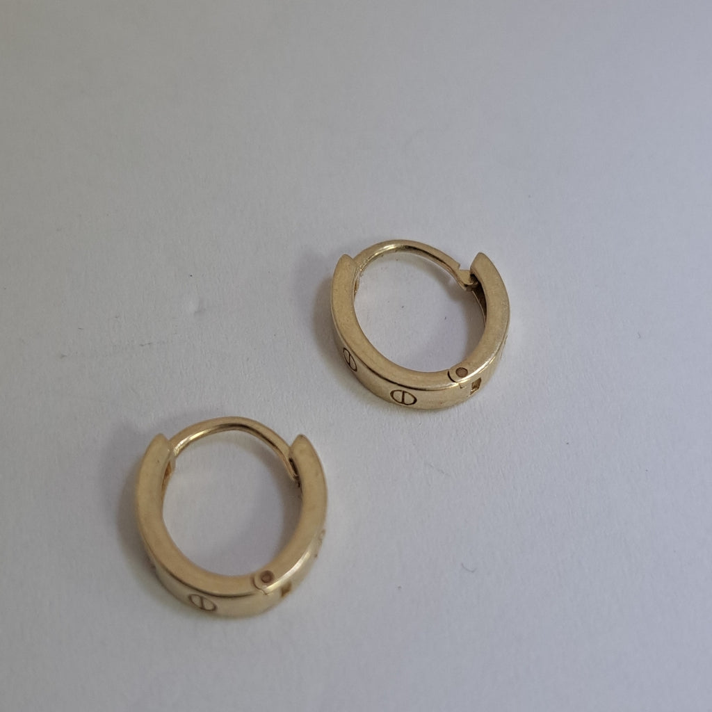 ARRACADAS PAR ORO 10 K 1.9 GRMS (SEMINUEVO)