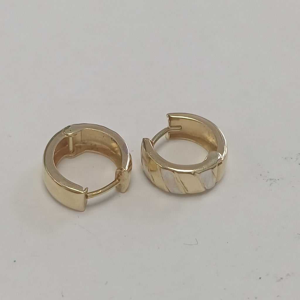 ARRACADAS PAR ORO 10 K 1.3 GRMS (SEMINUEVO)