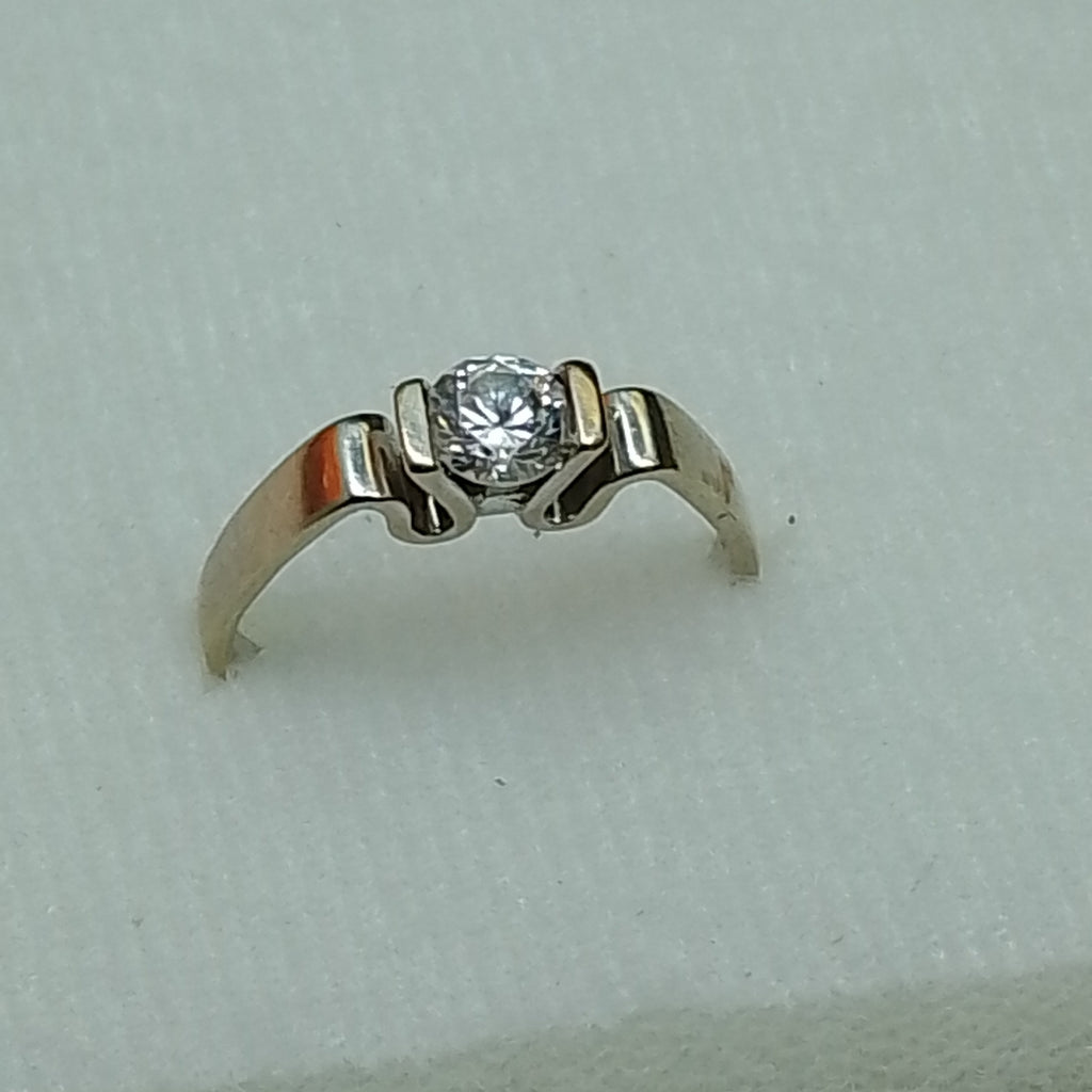 ANILLITO ORO BLANCO 14 K 2.8 GRMS (SEMINUEVO)
