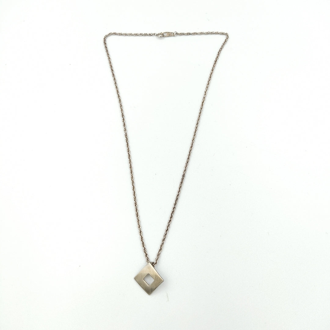 CADENA,DIJE PLATA 4,10 GRMS (SEMINUEVO)