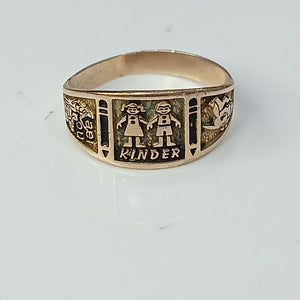 ANILLO DE GRADUACIÓN ORO 8 K 1,50 GRMS (SEMINUEVO)