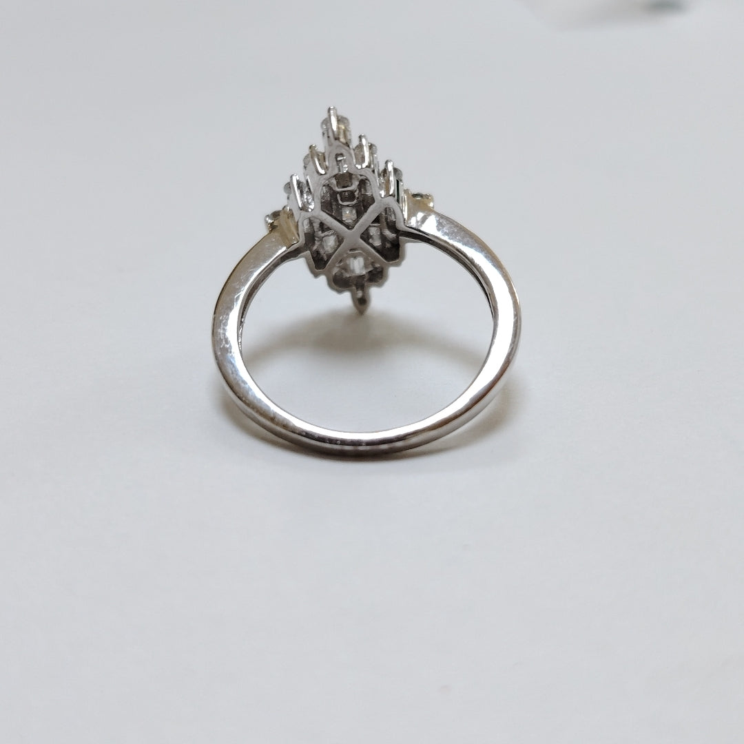 ANILLITO ORO, ORO BLANCO 14 K 3.5 GRMS (SEMINUEVO)