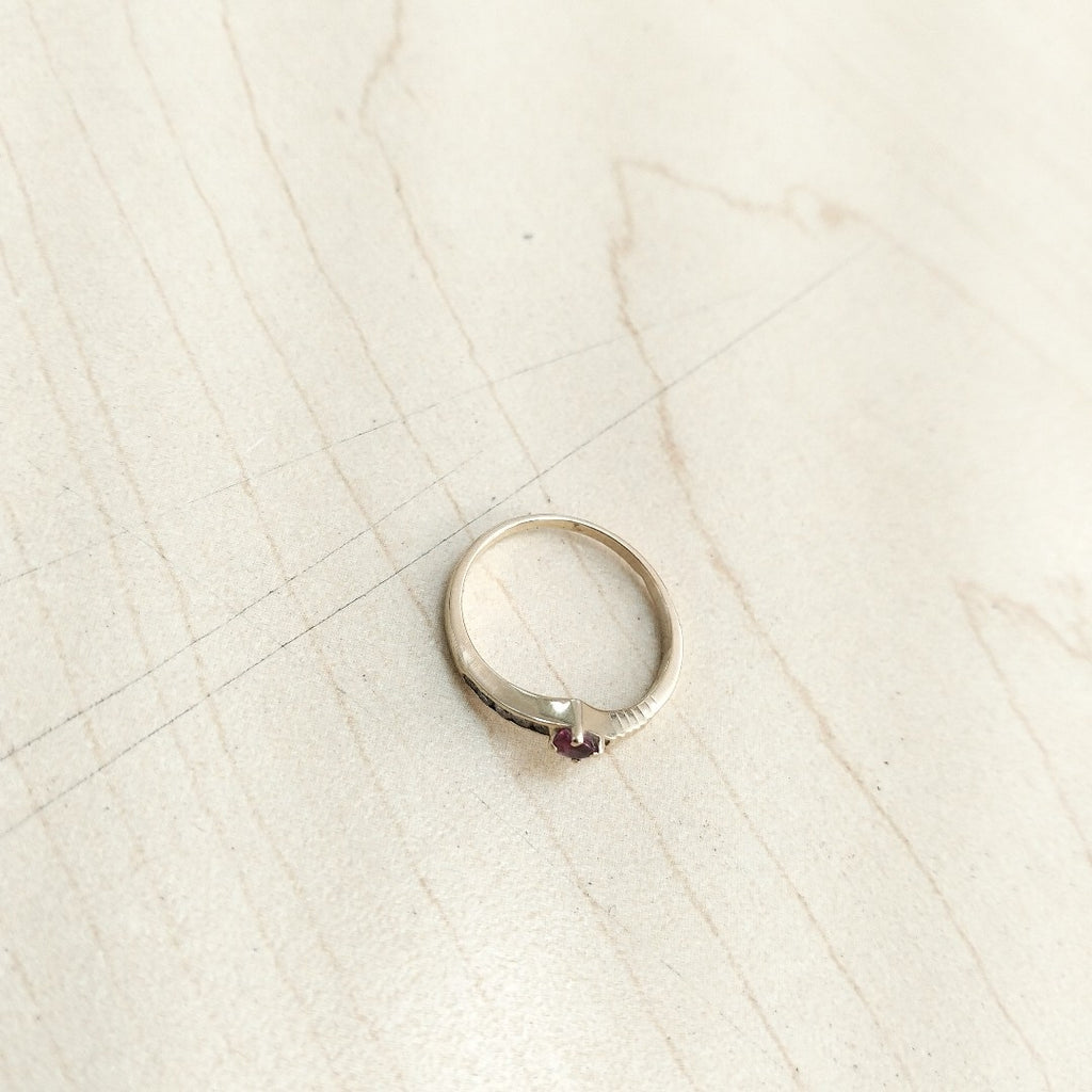 ANILLITO ORO 18 K 2.2 GRMS (SEMINUEVO)