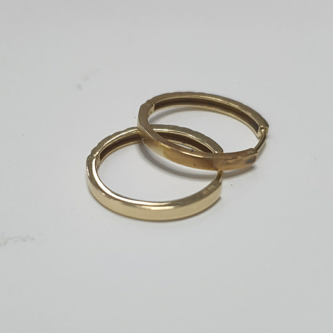 ARETES PAR, ARRACADAS PAR ORO 14 K 2.2 GRMS (SEMINUEVO)