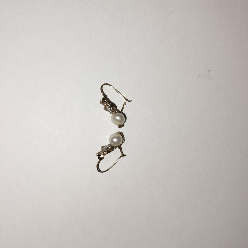 ARETES PAR ORO 10 K 2.5 GRMS (SEMINUEVO)