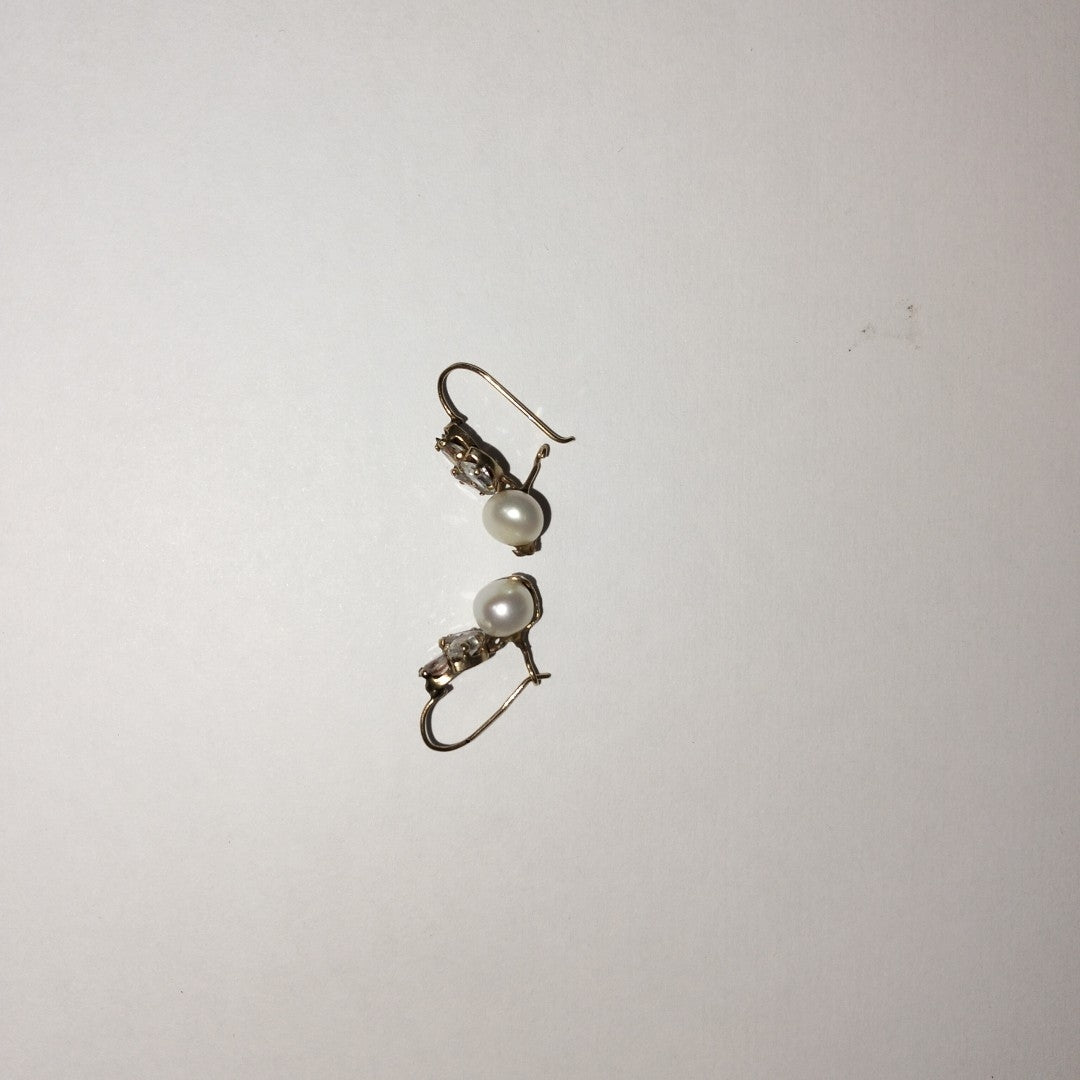 ARETES PAR ORO 10 K 2.5 GRMS (SEMINUEVO)