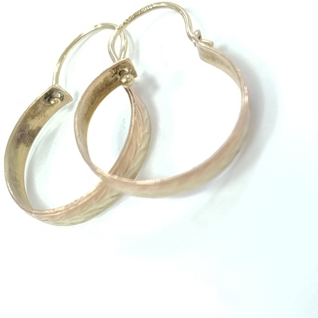 ARRACADAS PAR ORO 8 K 2,40 GRMS (SEMINUEVO)
