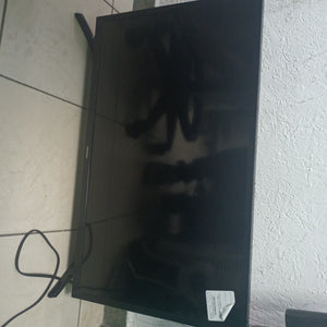 PANTALLA SAMSUNG UN32T4300AF (2020) 32" LED HD (SEMINUEVO)