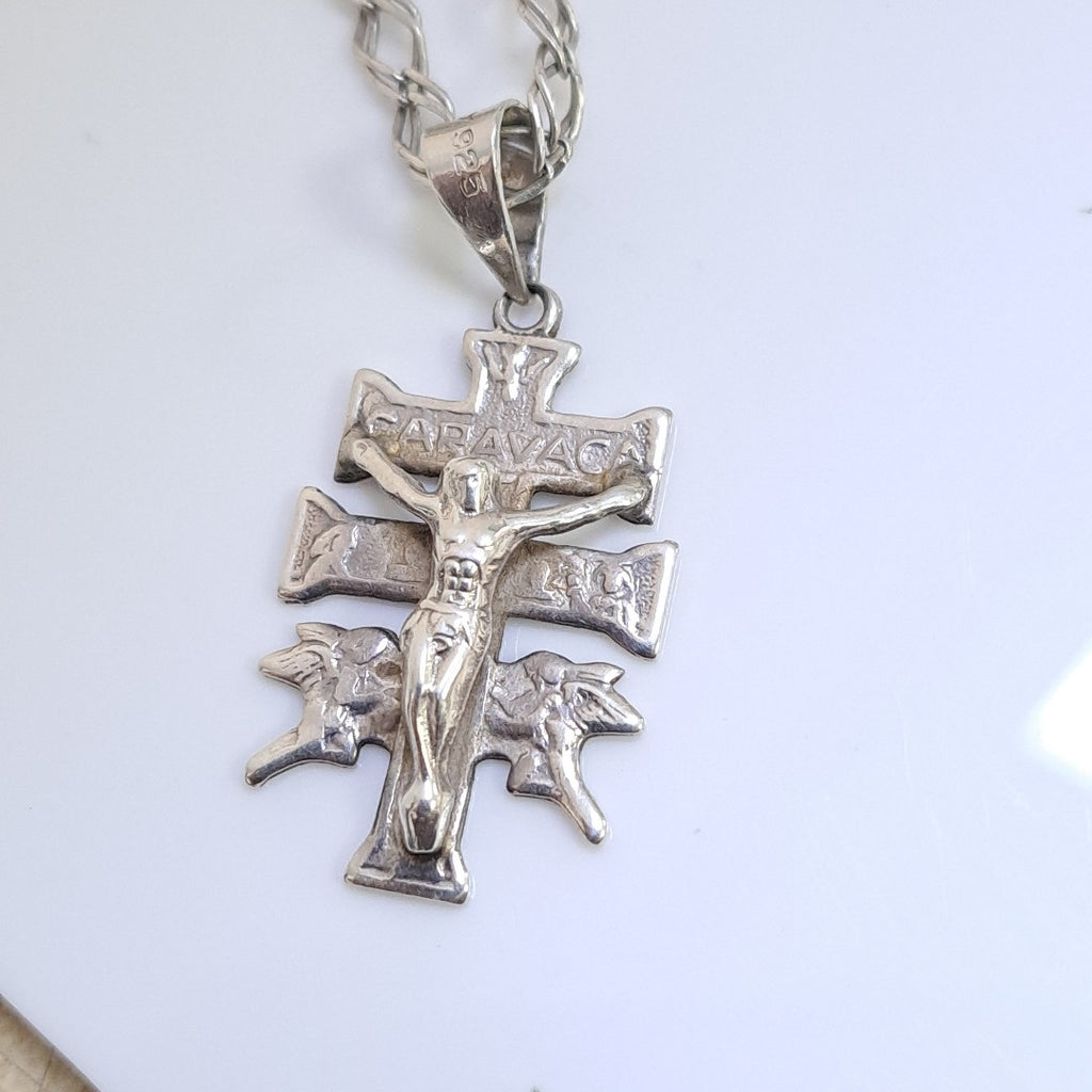 CADENA, CRUZ DE CARAVACA PLATA 8.5 GRMS (SEMINUEVO)