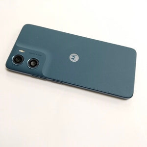 CELULAR MOTOROLA MOTO G06 XT2535-2 (2025) 64 GB 4 GB RAM (SEMINUEVO)