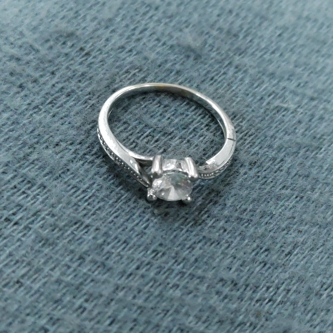 SOLITARIO ORO BLANCO 14 K 1,90 GRMS (SEMINUEVO)