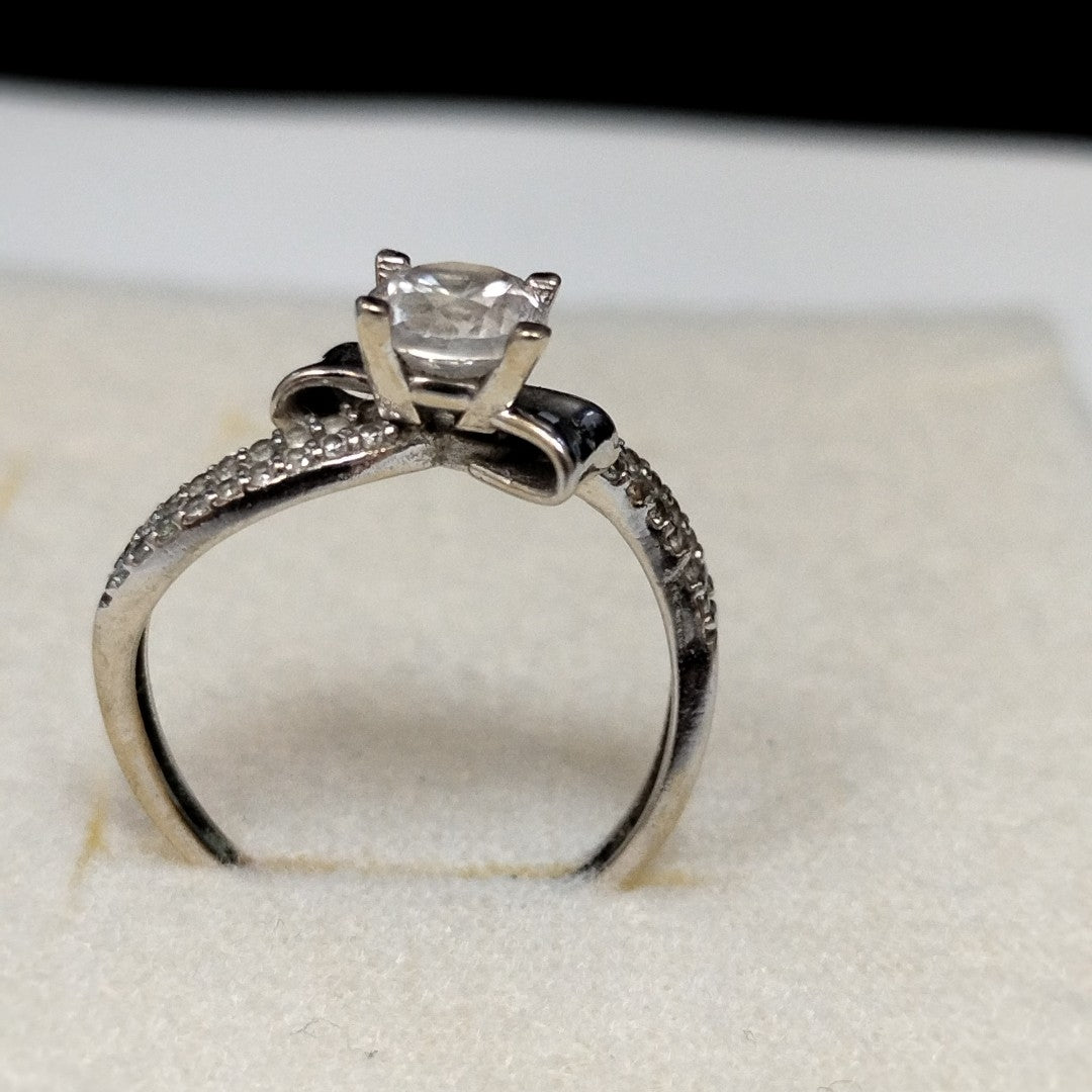 ANILLITO ORO BLANCO 14 K 2.1 GRMS (SEMINUEVO)