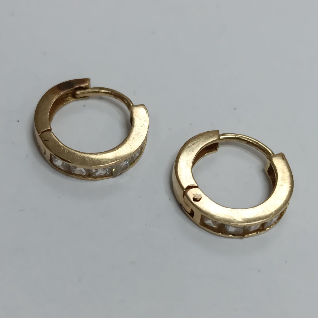 ARRACADAS PAR ORO 14 K 2.8 GRMS (SEMINUEVO)
