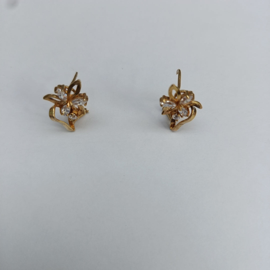 ARETES PAR ORO 10 K 3.8 GRMS (SEMINUEVO)