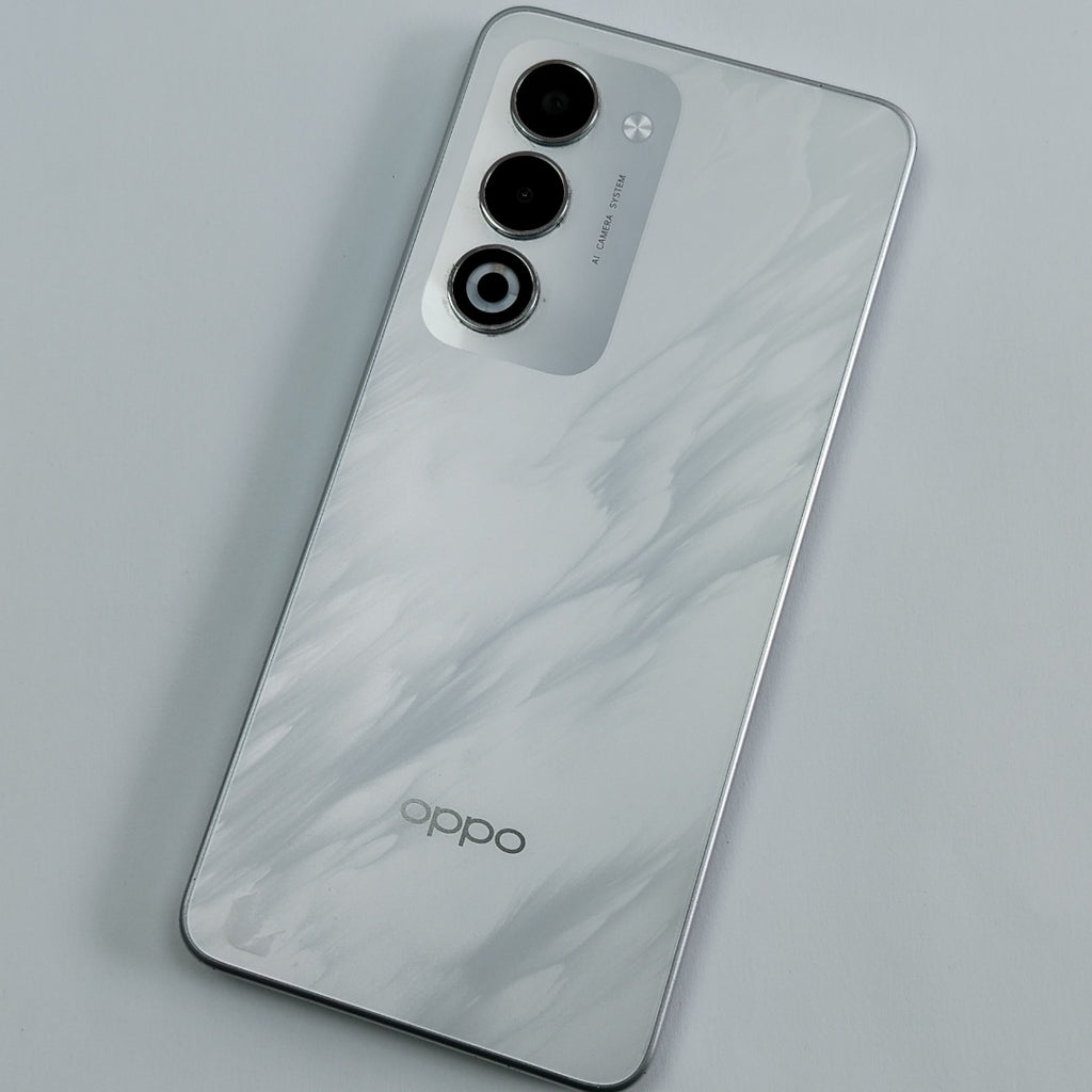 CELULAR OPPO A5 CPH2727 (2025) 256 GB 4 GB RAM (SEMINUEVO)