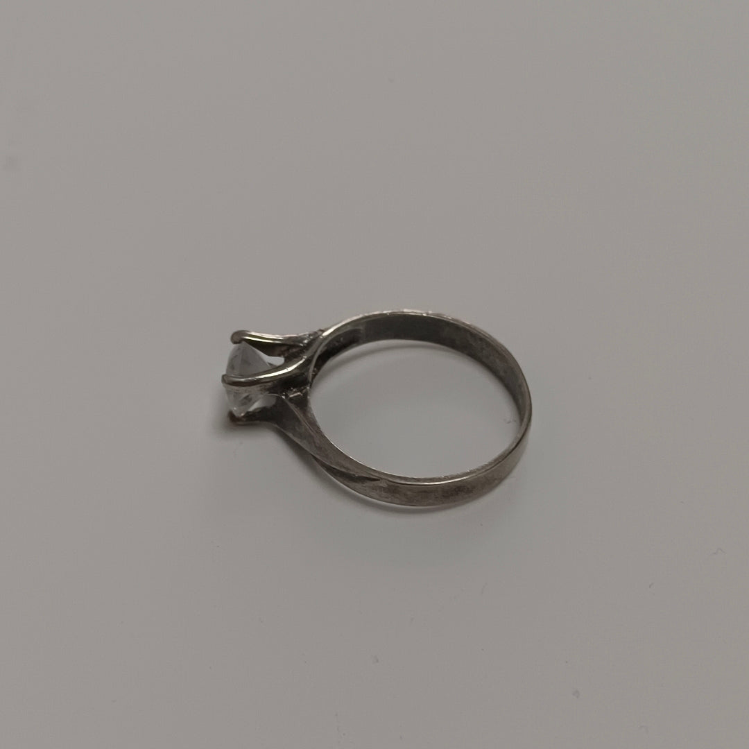 ANILLITO PLATA 2.6 GRMS (SEMINUEVO)