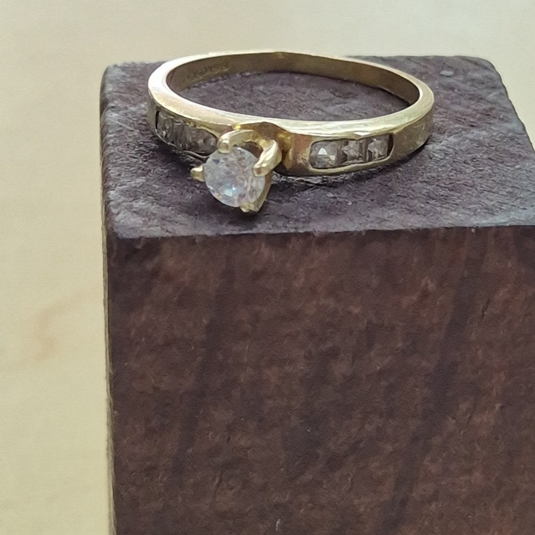 ANILLITO ORO 10 K 2,30 GRMS (SEMINUEVO)