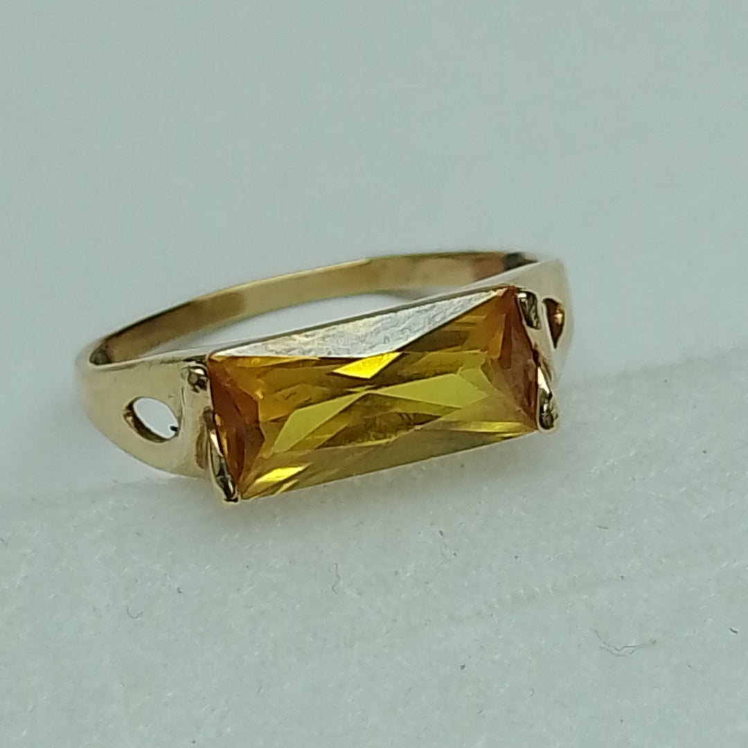 ANILLITO ORO 10 K 2.8 GRMS (SEMINUEVO)