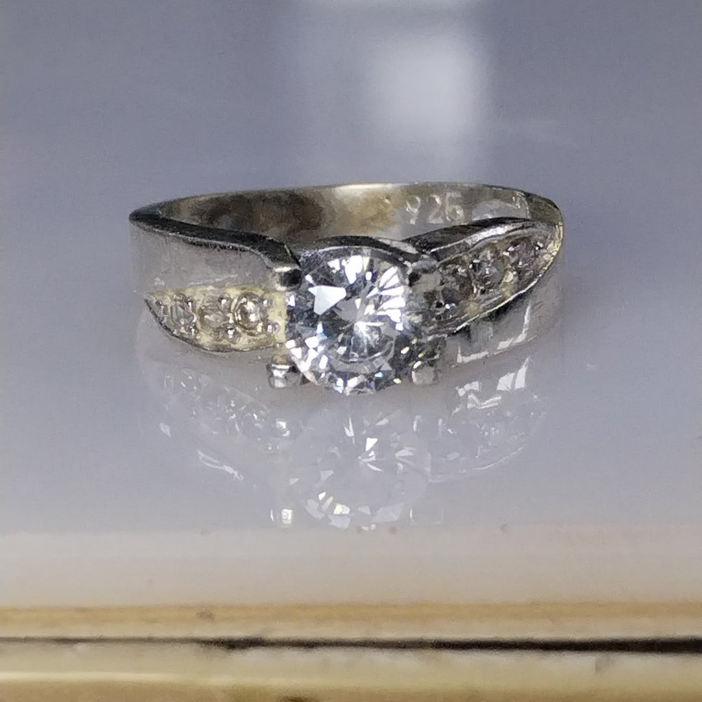 ANILLITO PLATA 2,60 GRMS (SEMINUEVO)