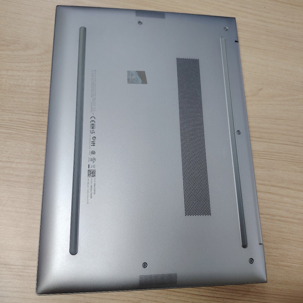 LAPTOP HP ZBOOK FIREFLY 14 G11 (2024) 512 GB SSD 16 GB RAM (SEMINUEVO)