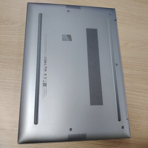 LAPTOP HP ZBOOK FIREFLY 14 G11 (2024) 512 GB SSD 16 GB RAM (SEMINUEVO)