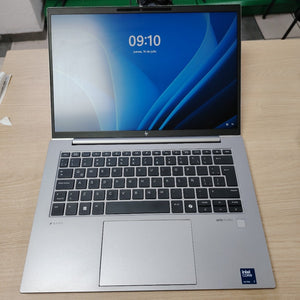 LAPTOP HP ZBOOK FIREFLY 14 G11 (2024) 512 GB SSD 16 GB RAM (SEMINUEVO)