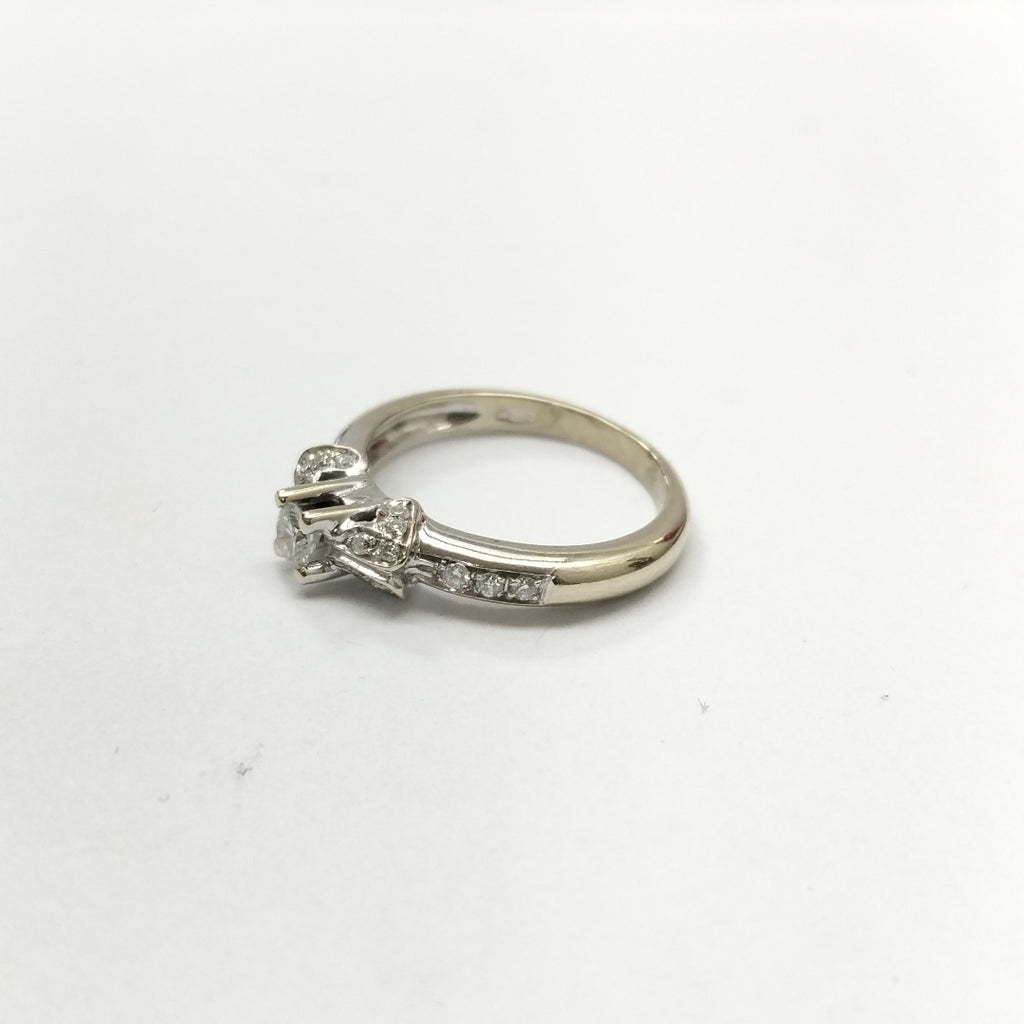 ANILLITO ORO, ORO BLANCO 18 K 4.7 GRMS (SEMINUEVO)