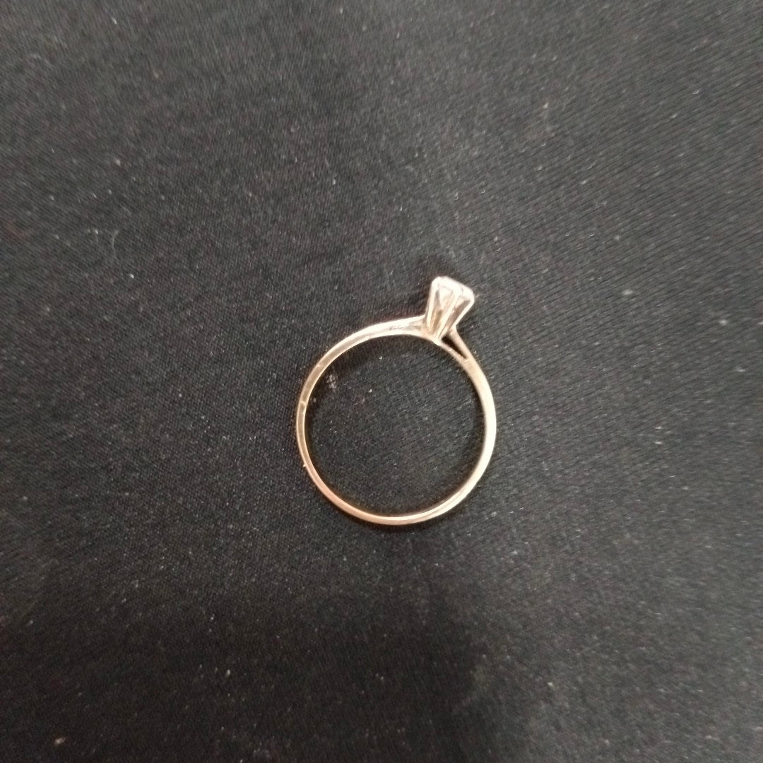 ANILLO ORO 10 K 1.7 GRMS (SEMINUEVO)