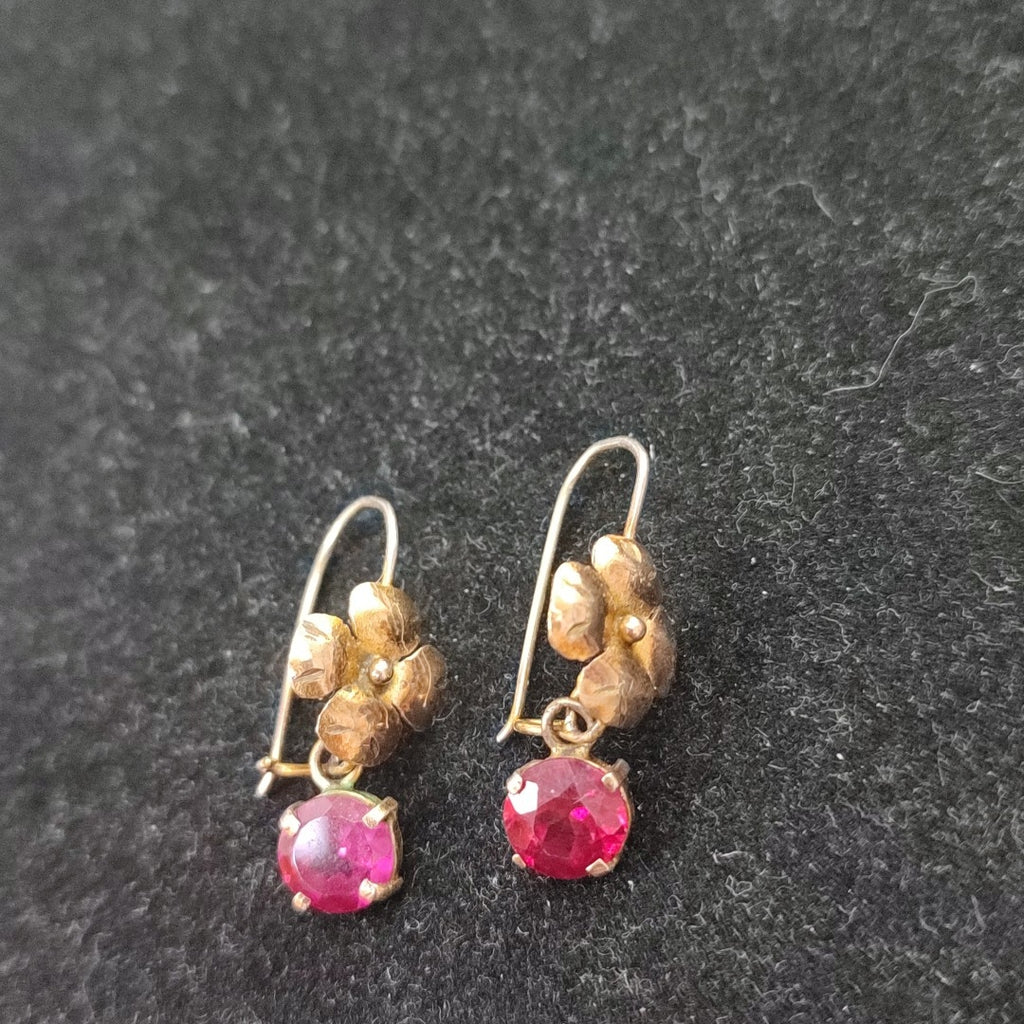 ARETES PAR ORO 8 K 2.3 GRMS (SEMINUEVO)
