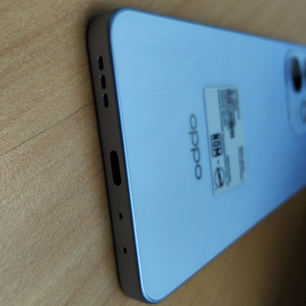 CELULAR OPPO A5 PRO CPH2711 (2025) 256 GB 8 GB RAM (SEMINUEVO)