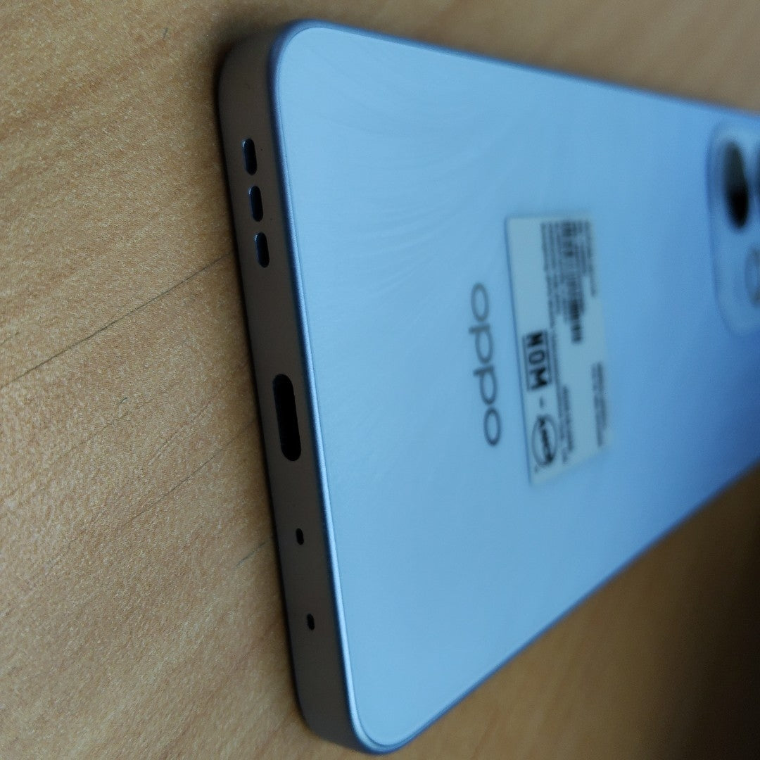 CELULAR OPPO A5 PRO CPH2711 (2025) 256 GB 8 GB RAM (SEMINUEVO)