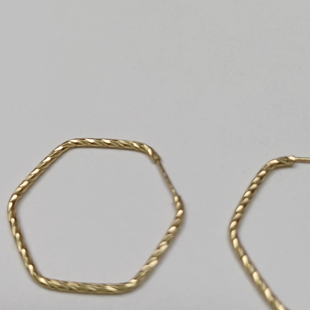 ARRACADAS PAR ORO 14 K 1 GRMS (SEMINUEVO)