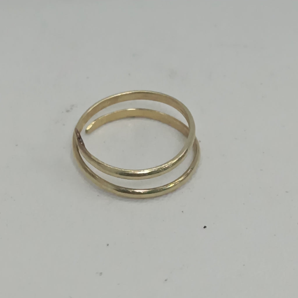 ANILLO ORO 10 K 0,60 GRMS (SEMINUEVO)