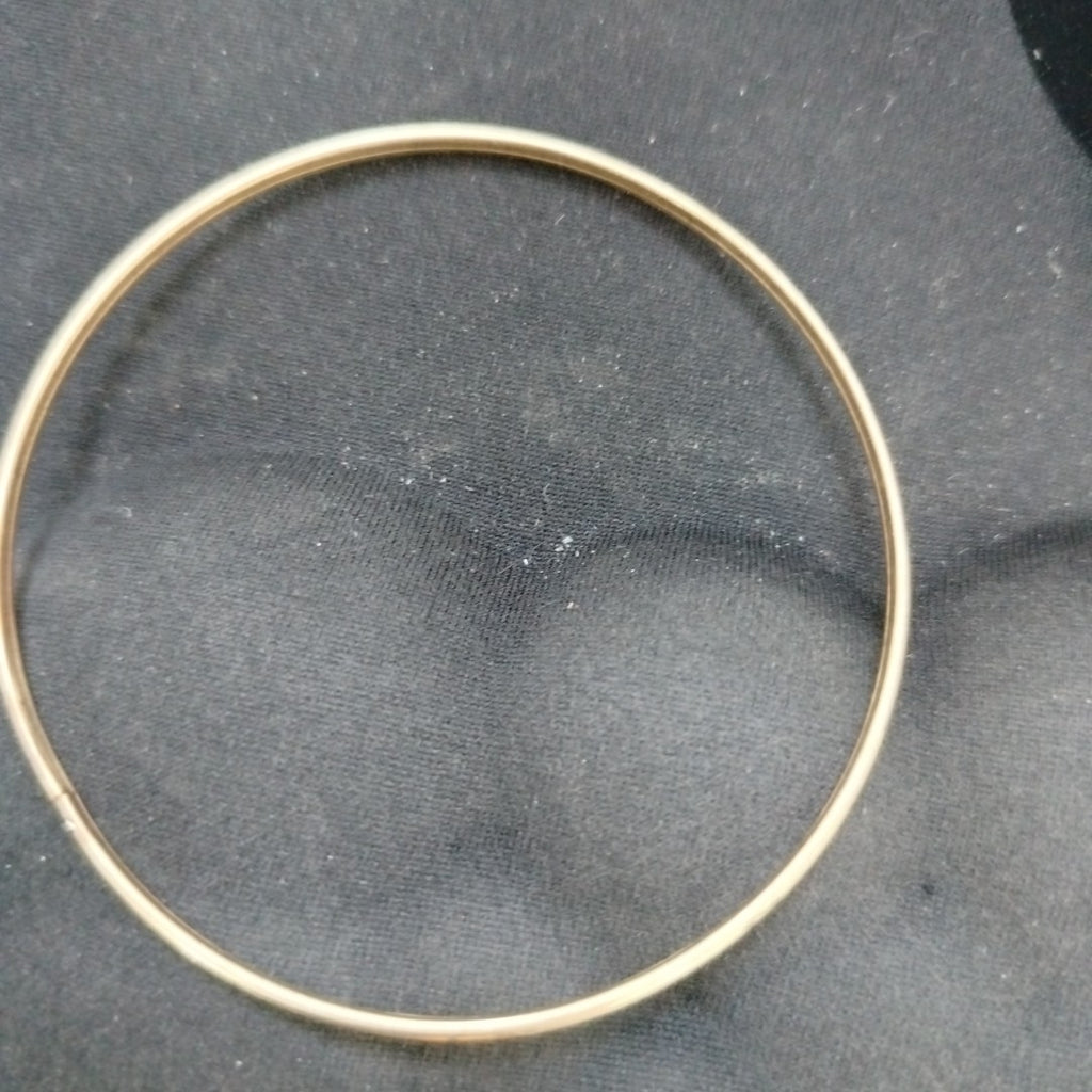 PULSERA RIGIDA ORO 10 K 3.4 GRMS (SEMINUEVO)