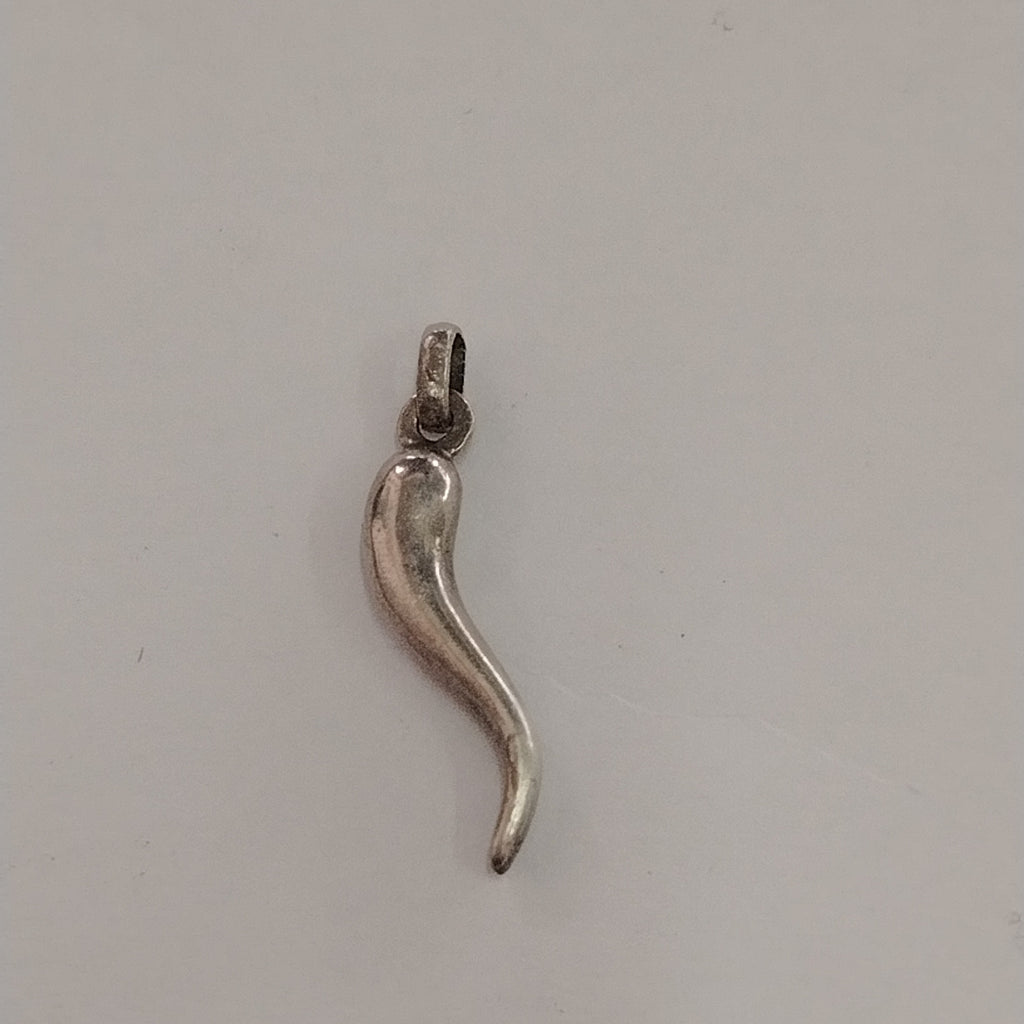 DIJE PLATA 0.8 GRMS (SEMINUEVO)