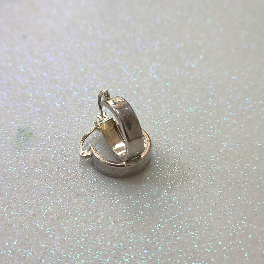 ARRACADAS PAR PLATA 2,40 GRMS (SEMINUEVO)
