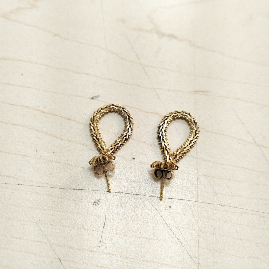ARETES PAR ORO 10 K 4.6 GRMS (SEMINUEVO)