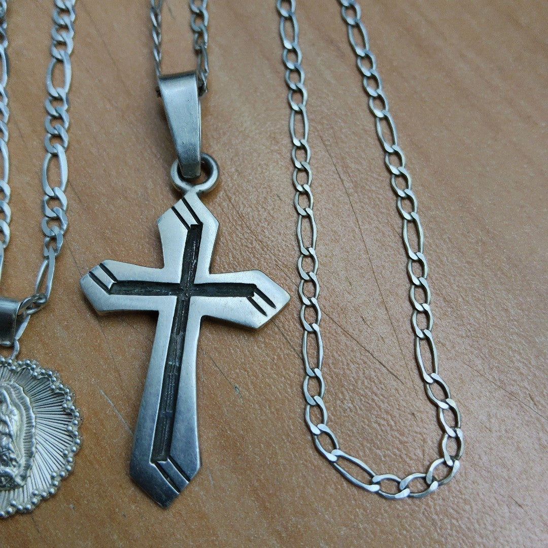 CADENA, CRUZ, MEDALLA RELIGIOSA PLATA 19.4 GRMS (SEMINUEVO)