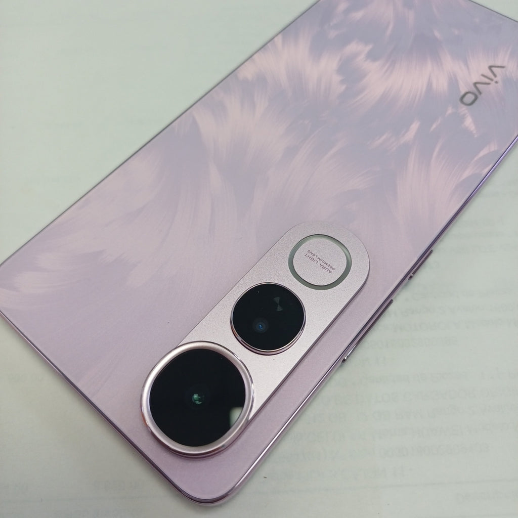 CELULAR VIVO V50 LITE V2441 (2025) 256 GB 8 GB RAM (SEMINUEVO)