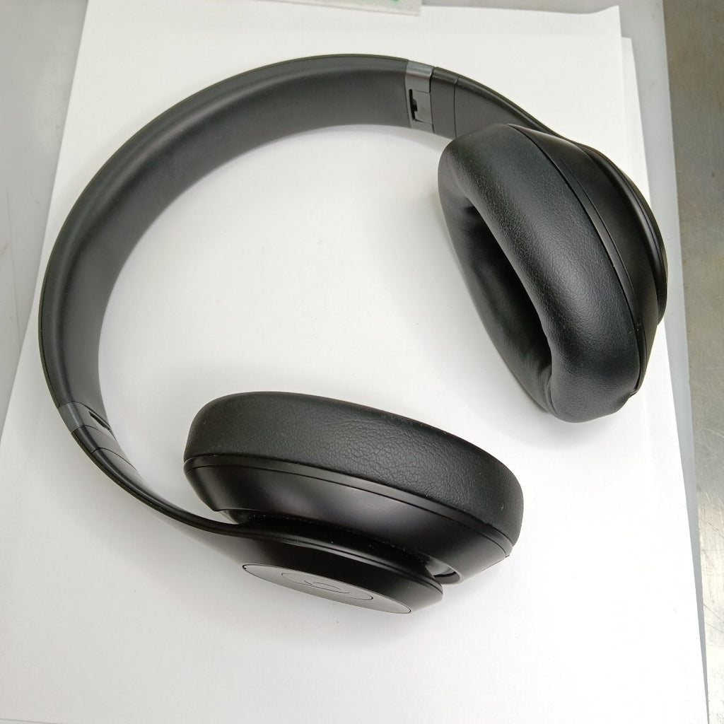 AUDIFONOS BEATS STUDIO PRO INALAMBRICO OVER EAR (SEMINUEVO)