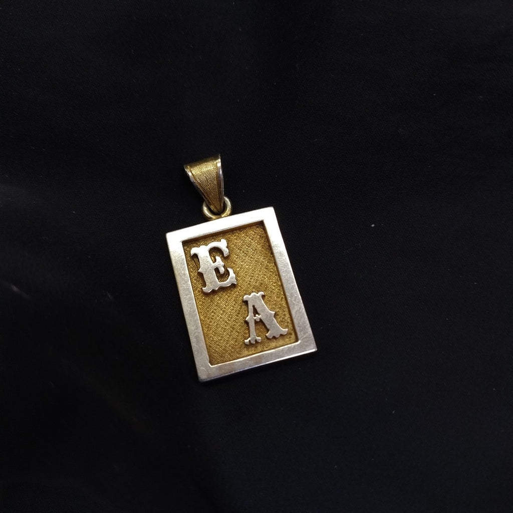 DIJE ORO 8 K 8.9 GRMS (SEMINUEVO)