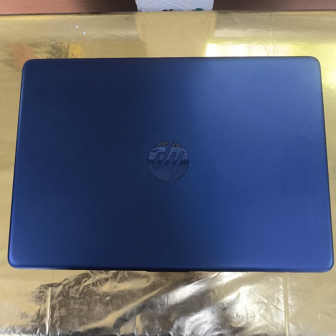 LAPTOP HP 14-CF2111WM (2024) 64 GB SSD 4 GB RAM (SEMINUEVO)