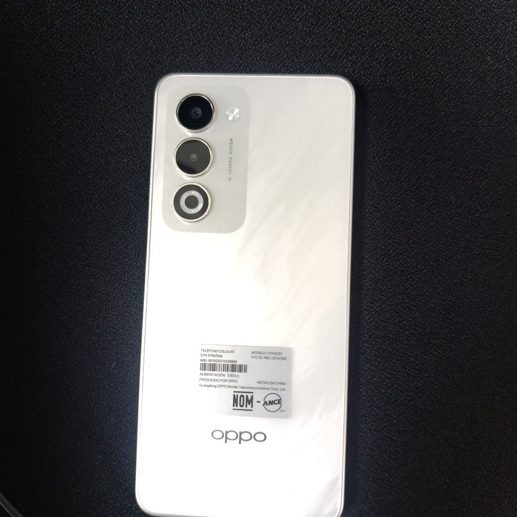 CELULAR OPPO A5 CPH2727 (2025) 256 GB 4 GB RAM (SEMINUEVO)