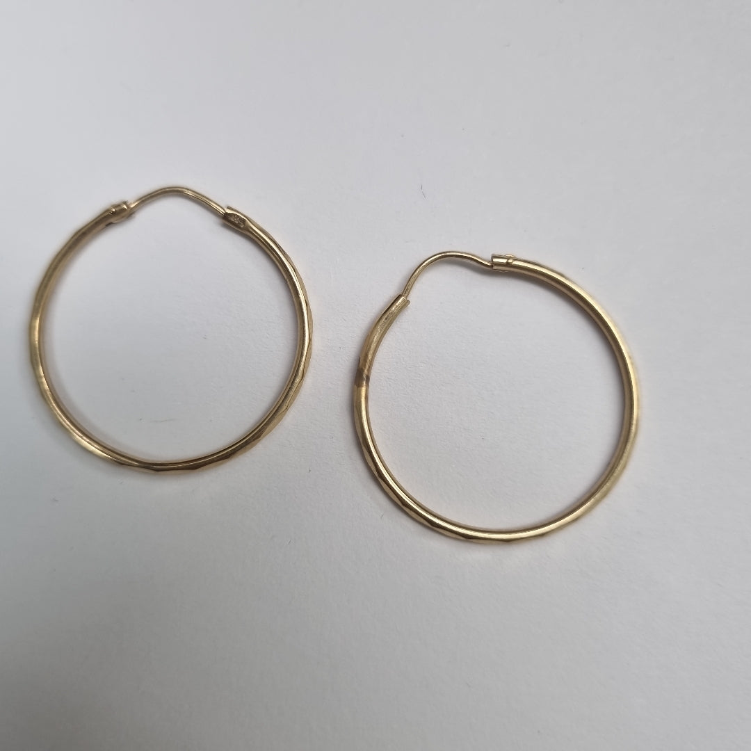 ARRACADAS PAR ORO 14 K 1.6 GRMS (SEMINUEVO)