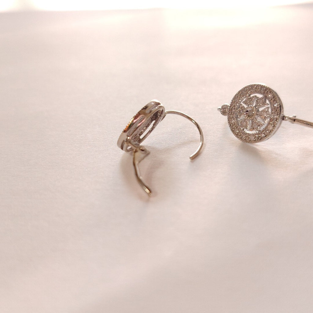 ARETES PAR ORO BLANCO 14 K 4,00 GRMS (SEMINUEVO)