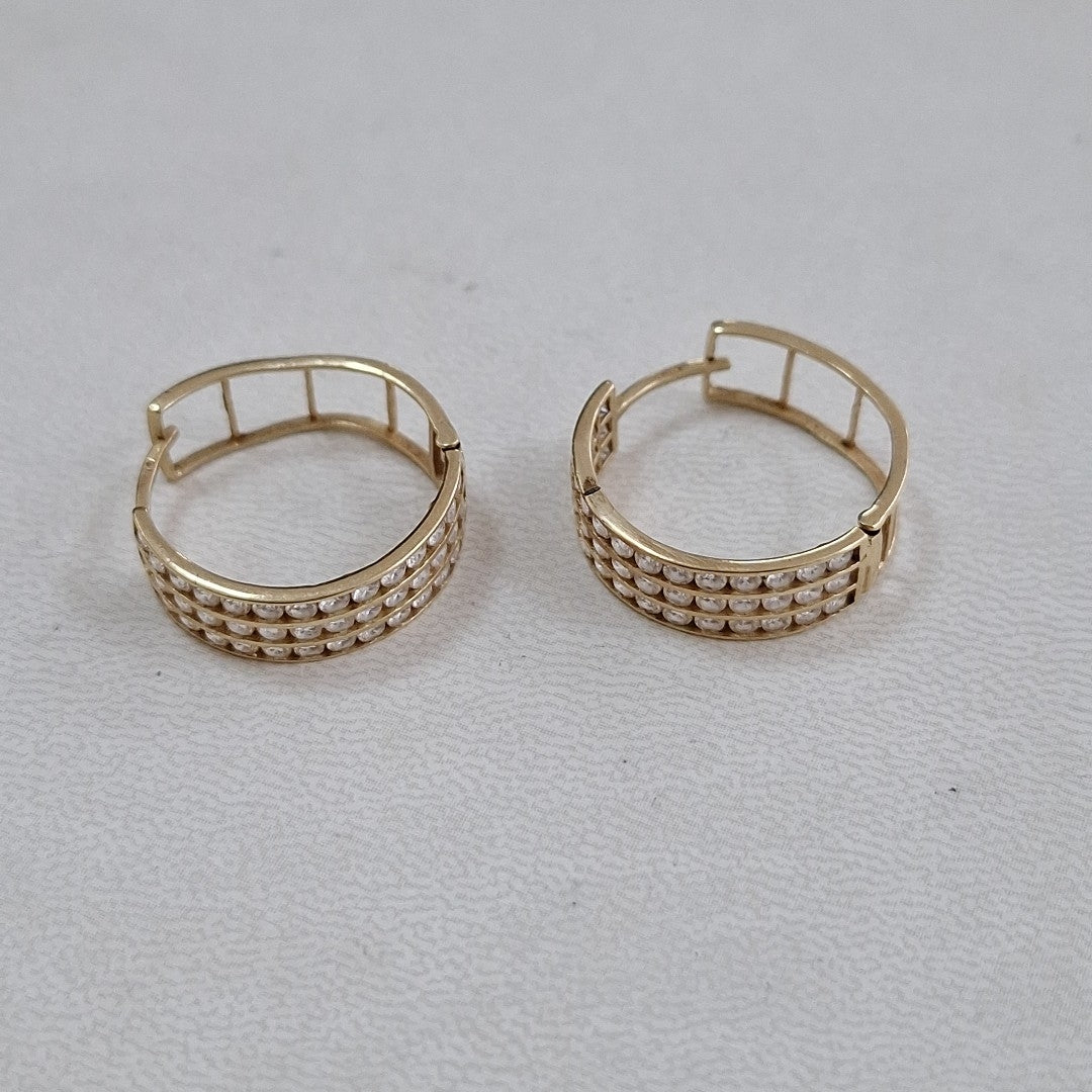 ARRACADAS PAR ORO 10 K 3.3 GRMS (SEMINUEVO)