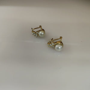 ARETES PAR ORO 14 K 3.5 GRMS (SEMINUEVO)